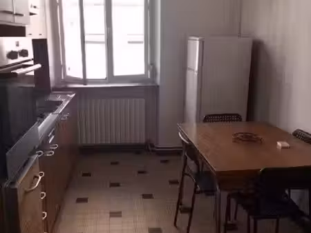 location meublée appartement 3 pièces 42 m² à lyon 6ème (69006)  930 €