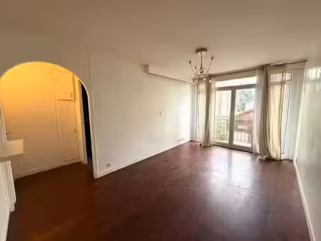 location appartement 3 pièces 53 m² à asnieres-sur-seine (92600)  1 251 €