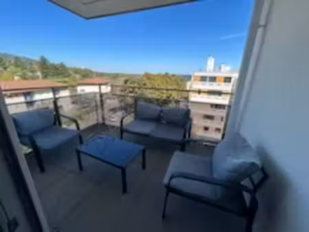 lyon 9eme limite saint cyr au mont d'or  t2 meuble avec terr