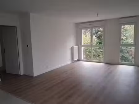 location appartement 3 pièces 64 m² à thoiry (78770)  1 040 €