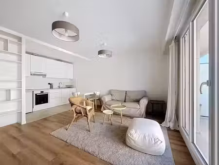 location meublée appartement 2 pièces 38.62 m² à vaucresson (92420)  1 300 €