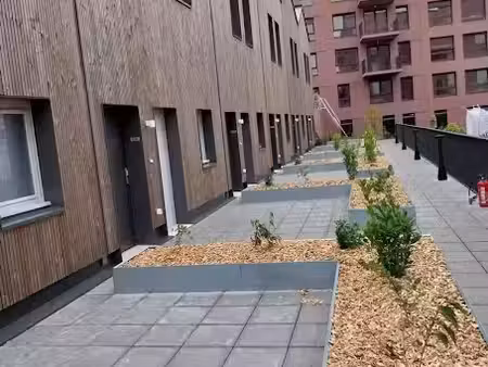 location appartement 4 pièces 91 m² à saint-andré-lez-lille (59350)  1 163 €