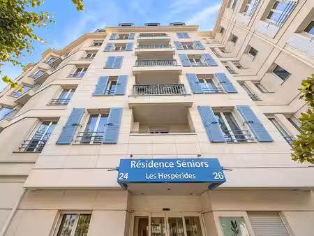 location appartement 2 pièces 49 m² à rueil-malmaison (92500)  1 810 €