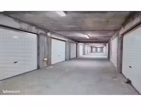 garage fermé ou box