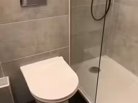 location meublée appartement 4 pièces 72 m² à nice (06000)  480 €