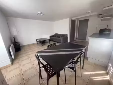 location meublée appartement 2 pièces 37.05 m² à jouques (13490)  480 €