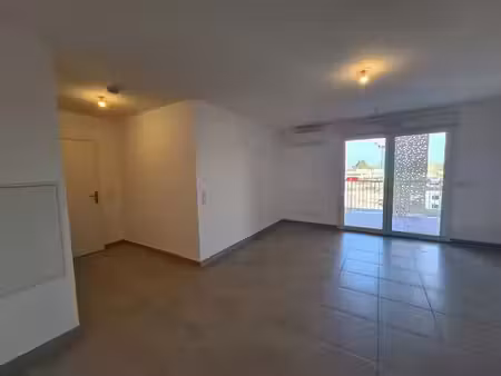 location appartement 1 pièce 31.32 m² à monteux (84170)  479 €