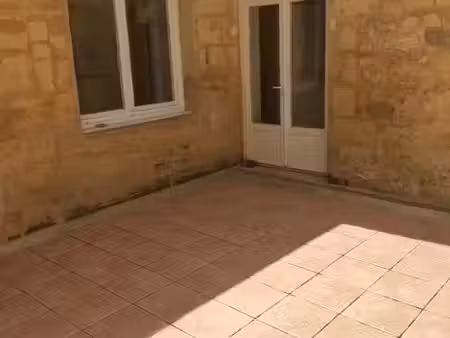 location appartement 2 pièces à branne (33420)  496 €