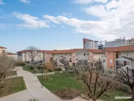 appartement 3 pièces 72 m²