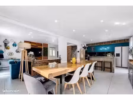 maison 147m2 sur 2800m2