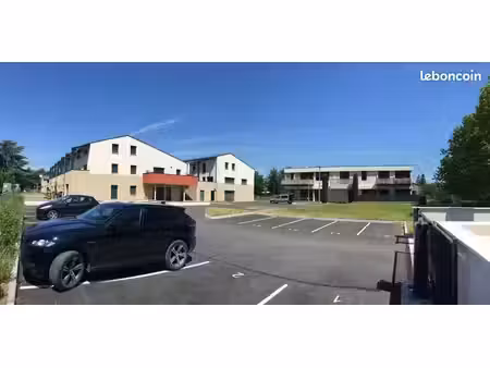place parking couverte