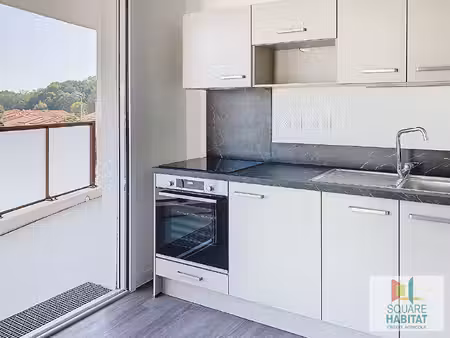 argeles sur mer - t2 neuf climatise + terrasse et parking