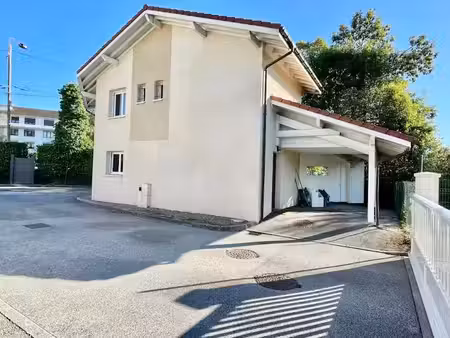 location meublée maison 4 pièces 86.35 m² à douvaine (74140)  1 864 €