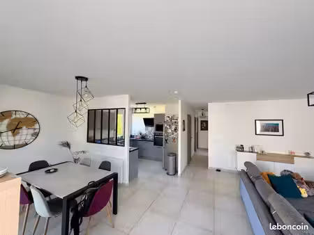 appartement 4 pièces de 94 m² avec jardin privatif  garage et accès indépendant – brignais