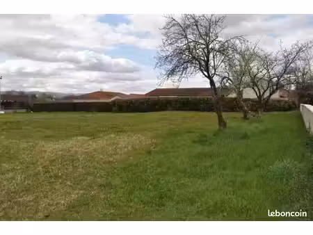 terrain 1 087 m² montmerle sur saone