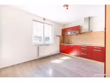 maison 7 pièces 148 m²
