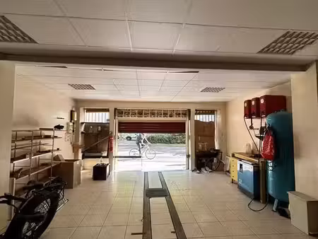 garage 82 m² paris