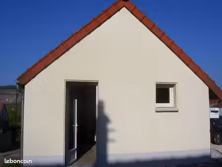 maisonette avec parking refaite à neuf