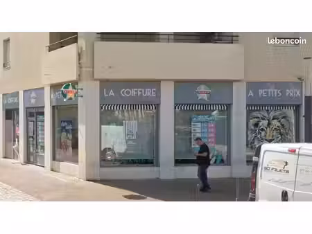 local commercial 110 m²