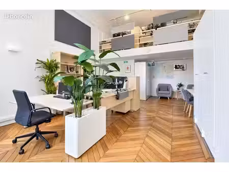 bureaux 143 m²
