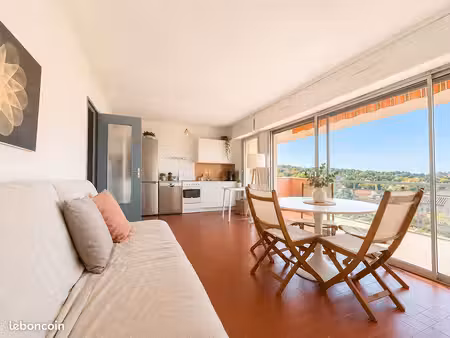 appartement 3 pièces 84 m²