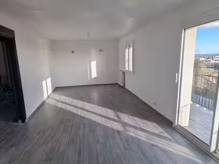 maison 5 pièces 160m² + dépendance