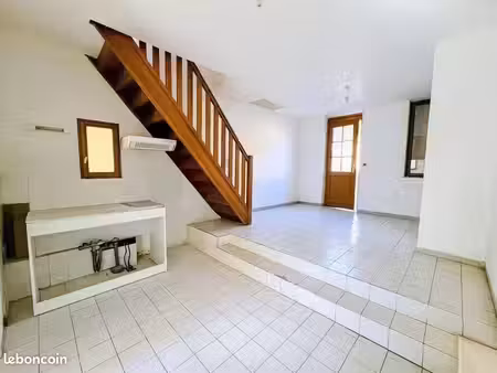 maison de ville 3 pièces 60 m²
