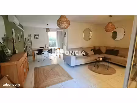 hyères – costebelle | t3/t4 en rez-de-jardin appartement de 78 m² avec terrasse et jardin 