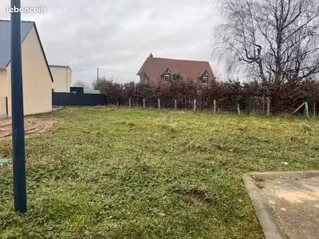 terrain 653 m² valliquerville