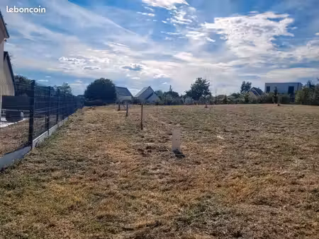 terrain 892 m² gouy