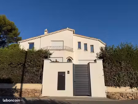 villa 180 m2 proche santa lucia vendue par particulier