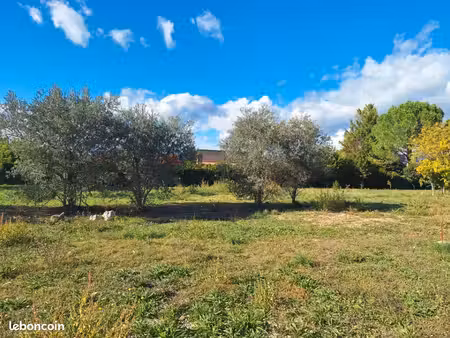 terrain 493 m² oraison
