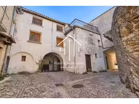 vente maison 4 pièces 70 m² à vallon-pont-d'arc (07150)  83 500 €