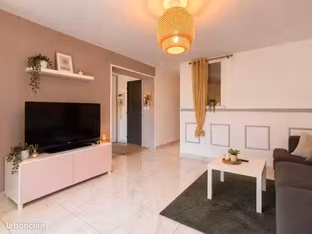 appartement 2 pièces 54 m²