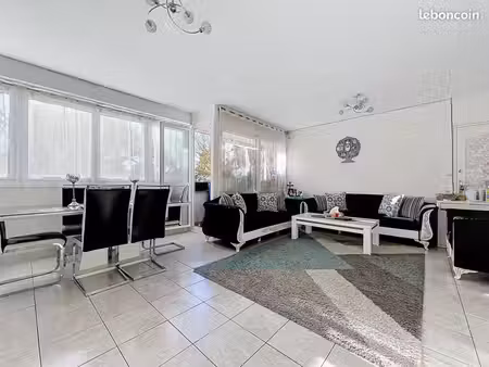 appartement 4 pièces 82 m²