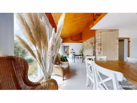 maison 7 pièces 187 m²