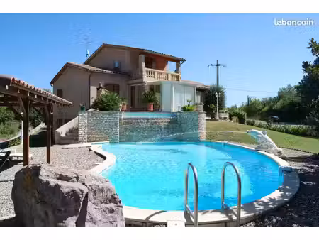vend maison entres bon etat