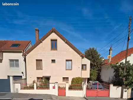 maison 5 pièces- 143 m2
