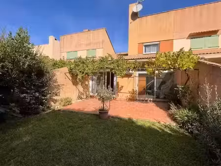 maison t5 avec jardin et garage a vendre sur peyrolles en pr