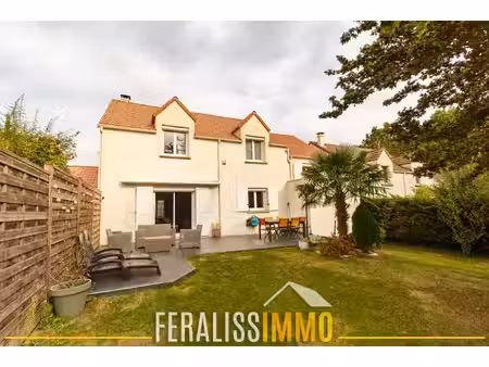 cergy : une maison familiale aux volumes généreux !