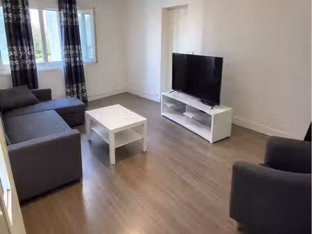 logement à louer – 900 /mois – prix négociable
