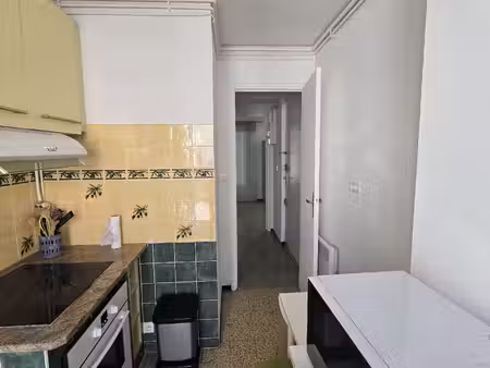 charmant appartement meublé à bastia  2 pièces  28 m²