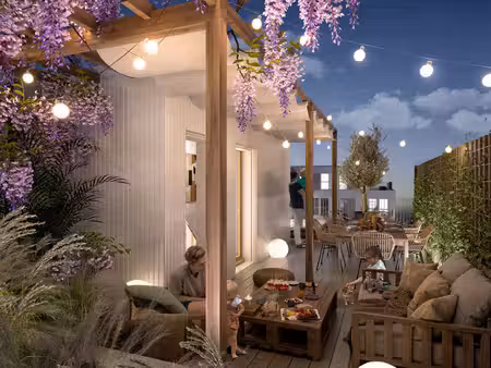 t3 dernier etage avec roof top privatif balcon 5min metro robespierre