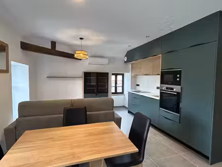 appartement t2 meublé à louer dans un immeuble entièrement