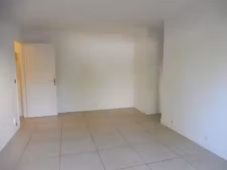 location appartement 2 pièces 42.03 m² à sevres (92310)  1 070 €