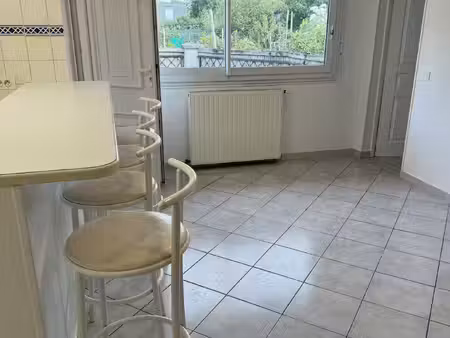 maison chambre terrasse - eysines le vigean