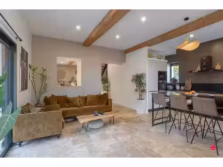 maison de caractère rénovée avec piscine et sans-vis-à-vis !