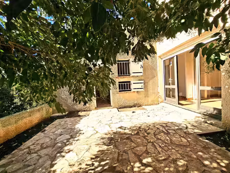 villa en copropriete proche de la plage de la roquille