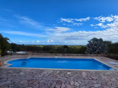 superbe villa vue mer panoramique avec piscine sur 1565 m² de terrain plat