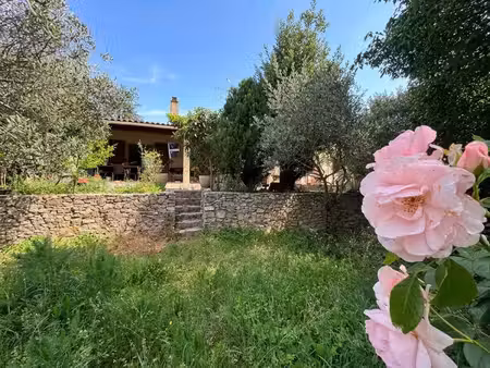villa de plain pied de 120m2 sur 1000m2 quartier rte d'uzes